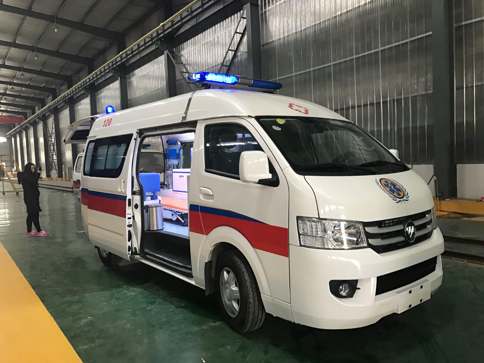 西和县救护车转院